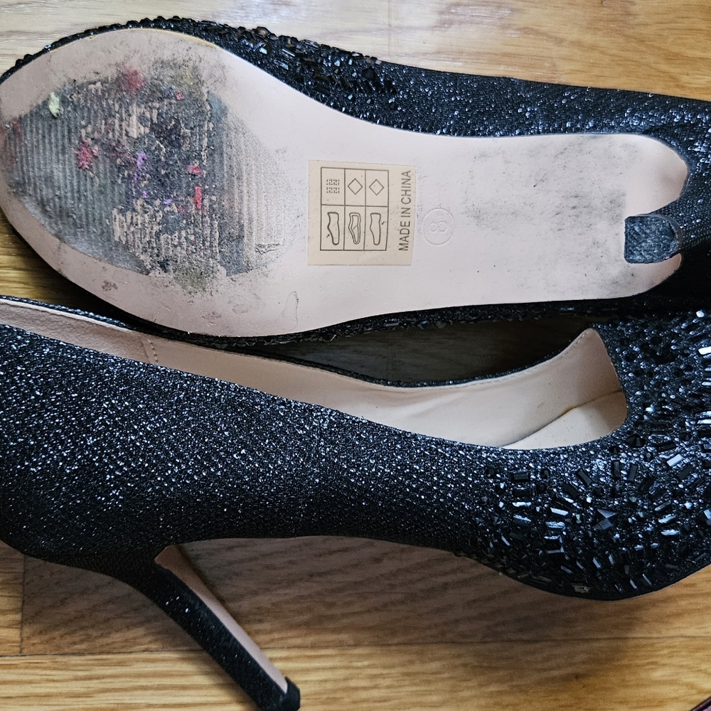 Stiletto - Picture 3 of 4